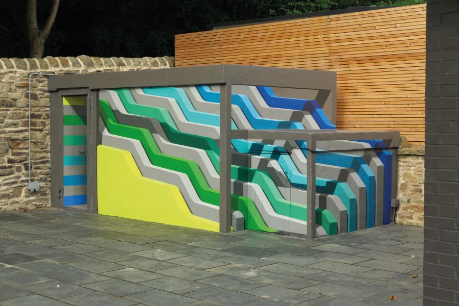 Contained Wavez - Rob Lee